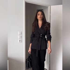 Elegant Black Women's Jumpsuit|commense